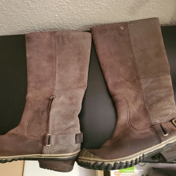 sorel slimboot shortie